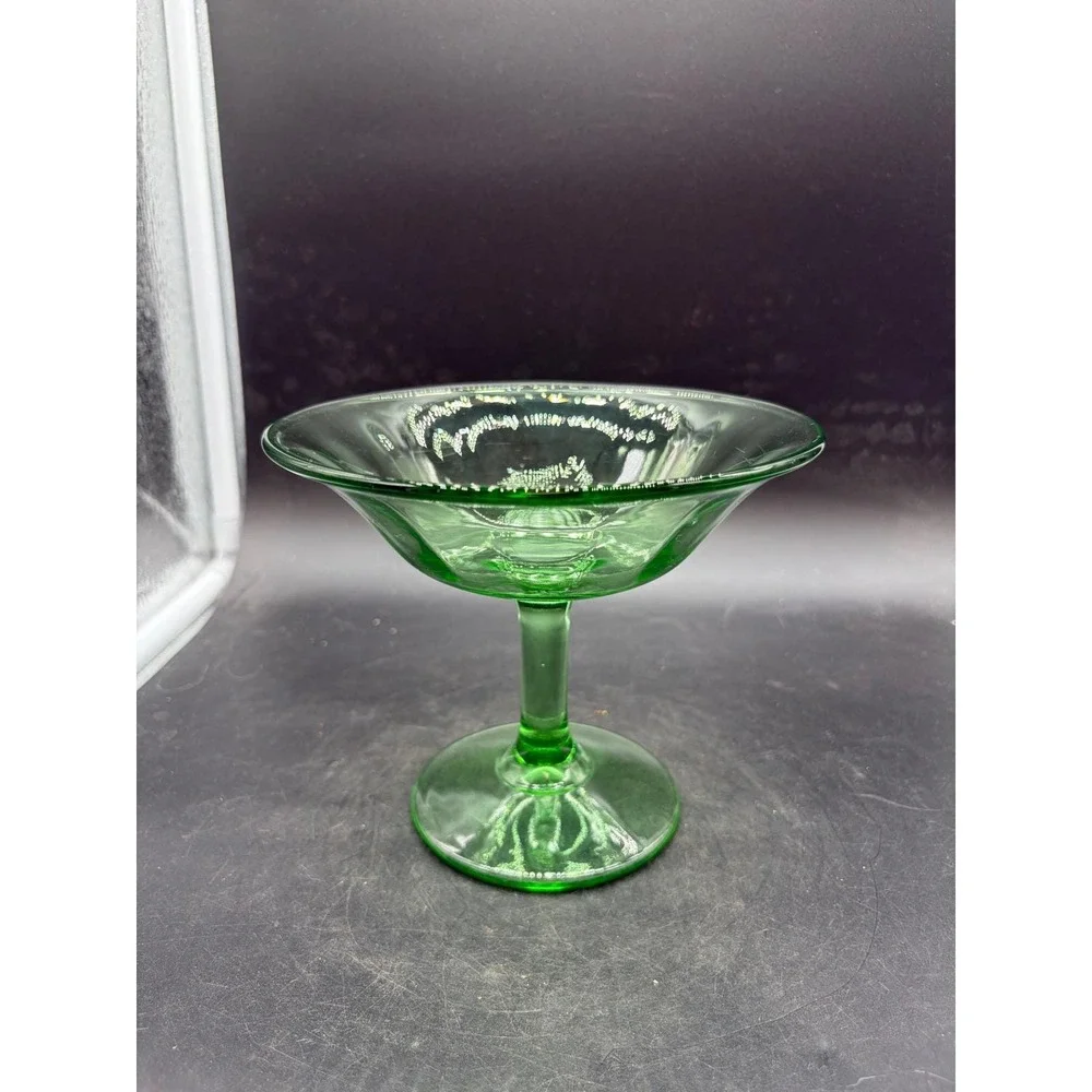 N/A vintage green